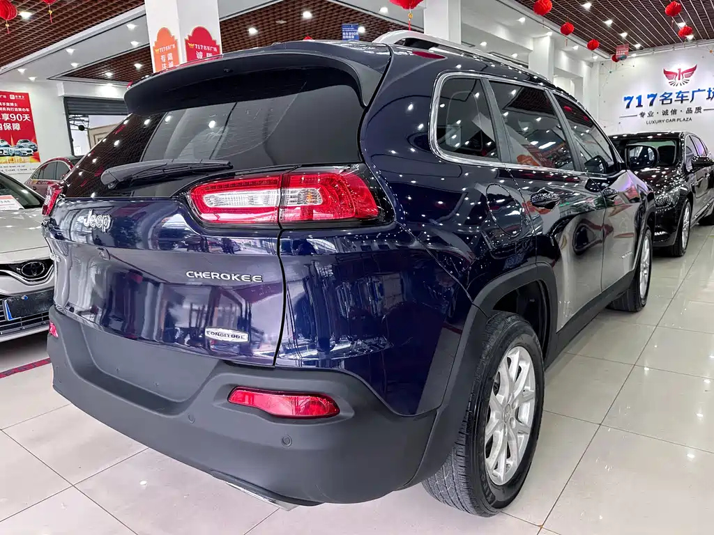 JEEP CHEROKEE 2017