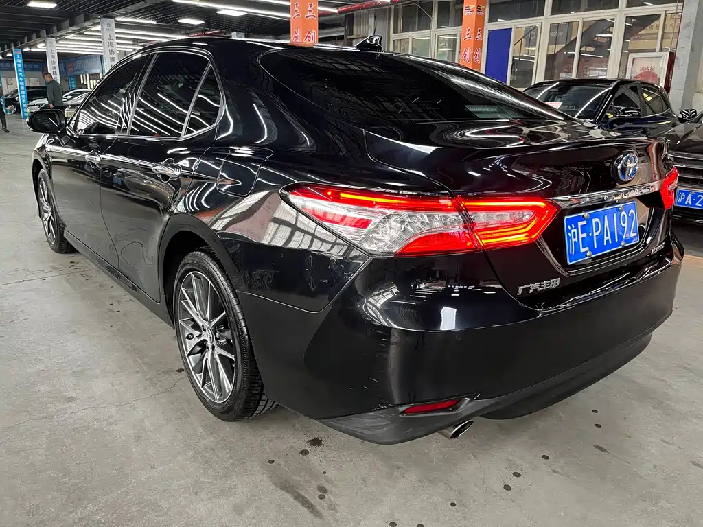 TOYOTA CAMRY 2023
