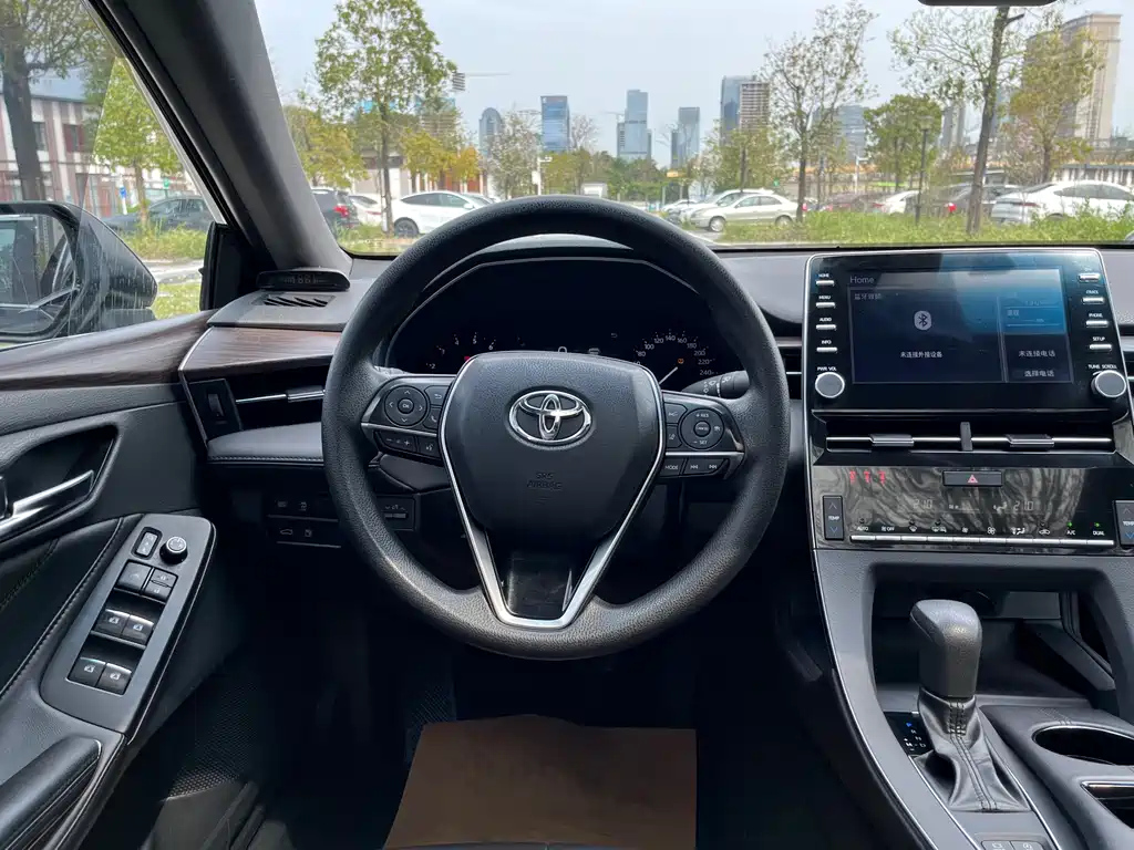 TOYOTA AVALON 2021
