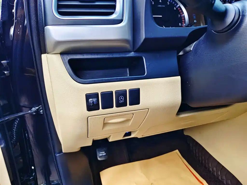TOYOTA HIGHLANDER 2021