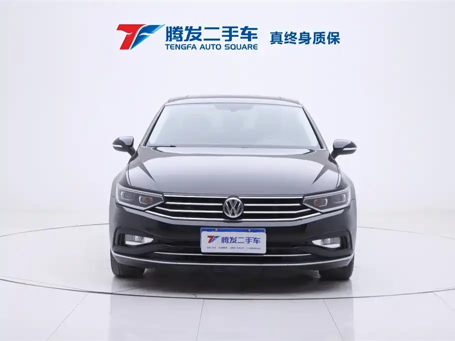 VOLKSWAGEN MAGOTAN 2020
