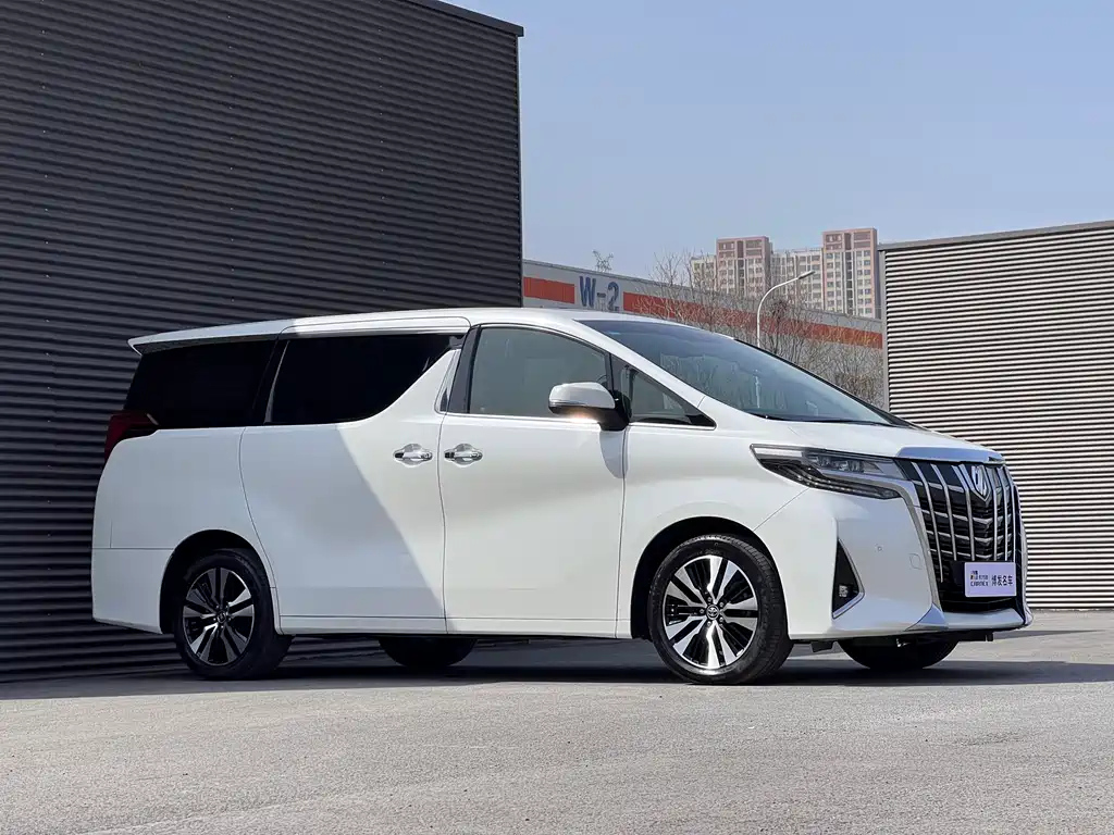 TOYOTA ALPHARD 2018
