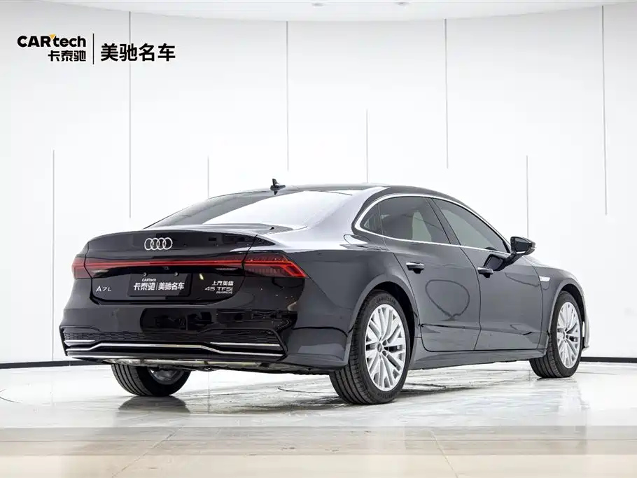 AUDI A7L 2023