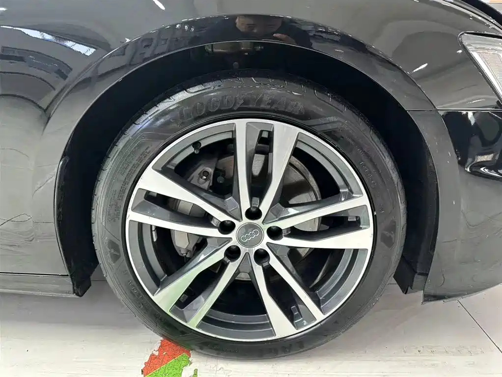 AUDI A6L 2021