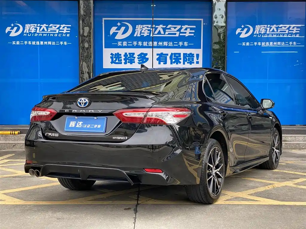 TOYOTA CAMRY 2022