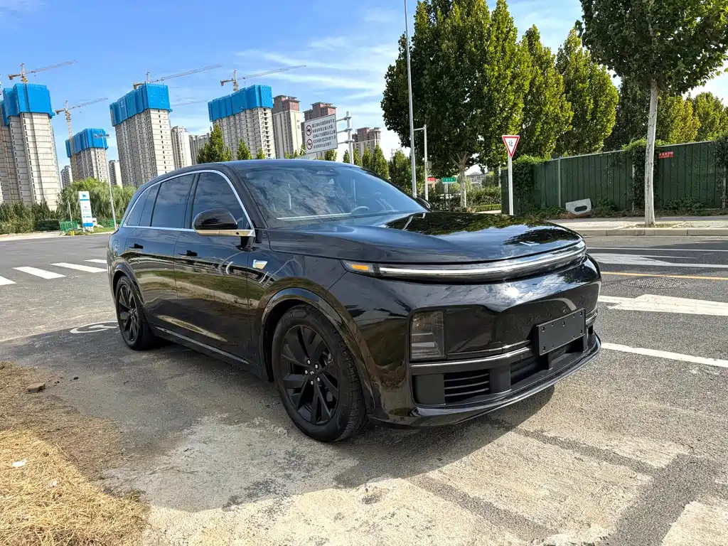 LI AUTO L7
