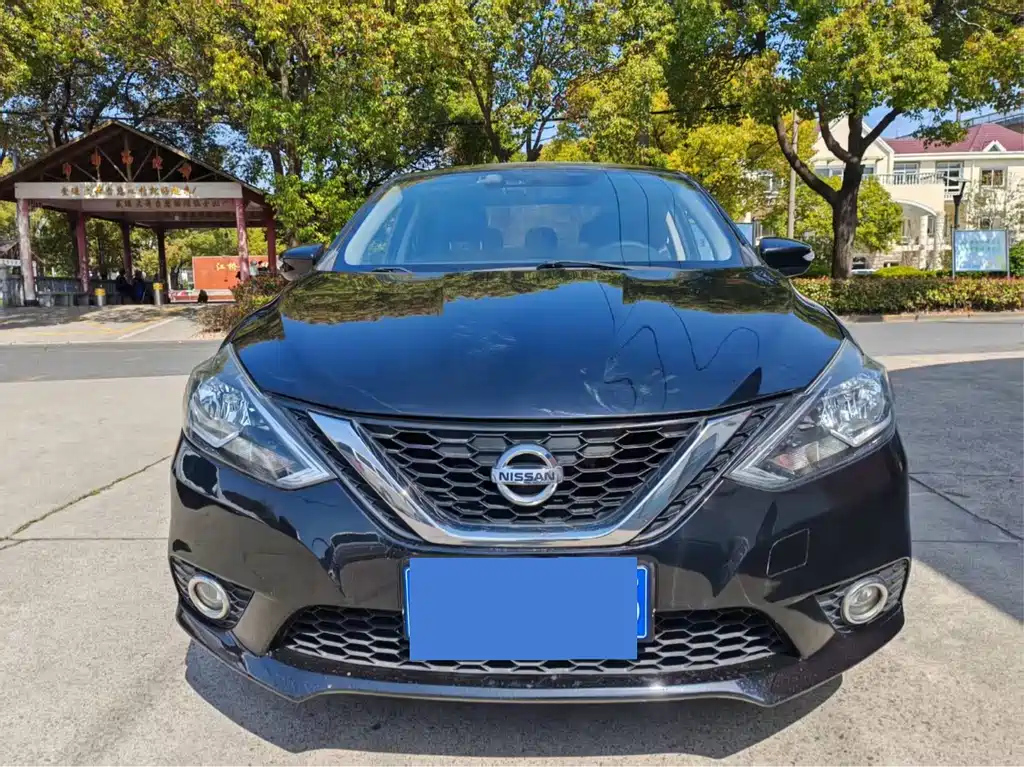 NISSAN SYLPHY 2018
