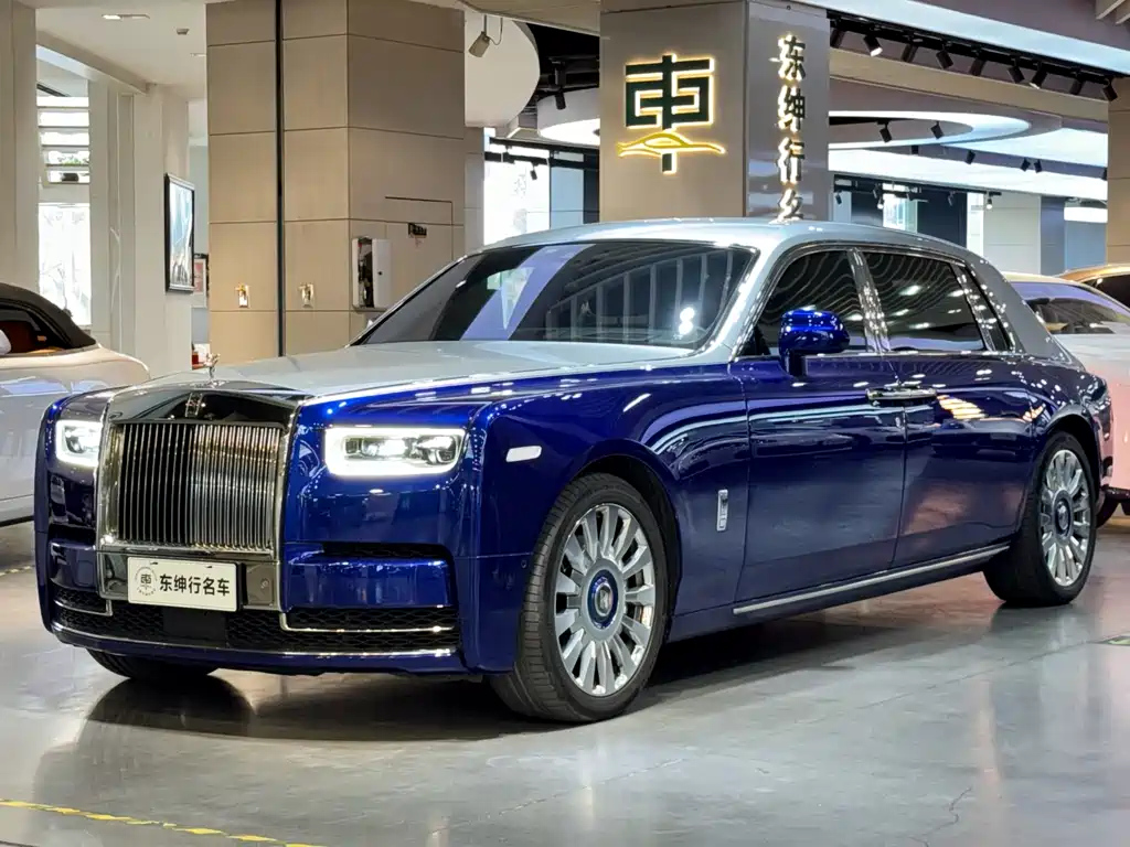 ROLLS ROYCE PHANTOM 2018