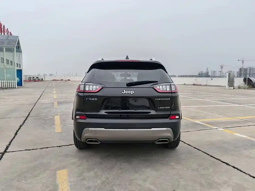 JEEP CHEROKEE 2019
