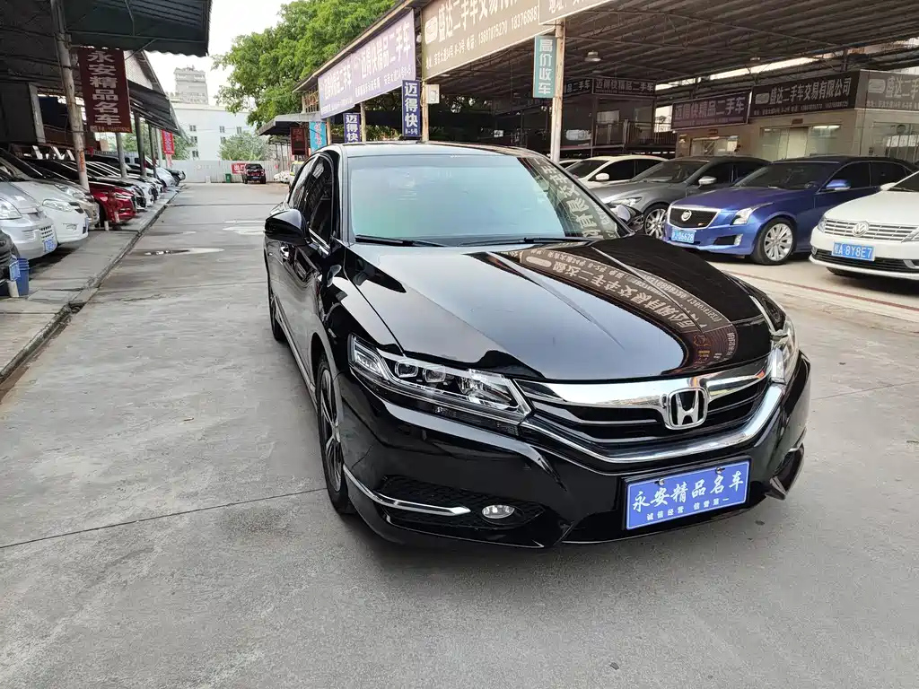 HONDA SI PLATINUM 2015