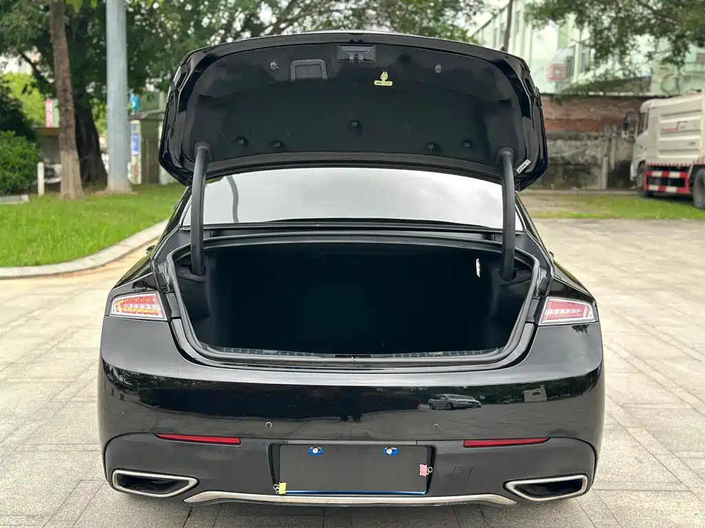 LINCOLN MKZ 2021