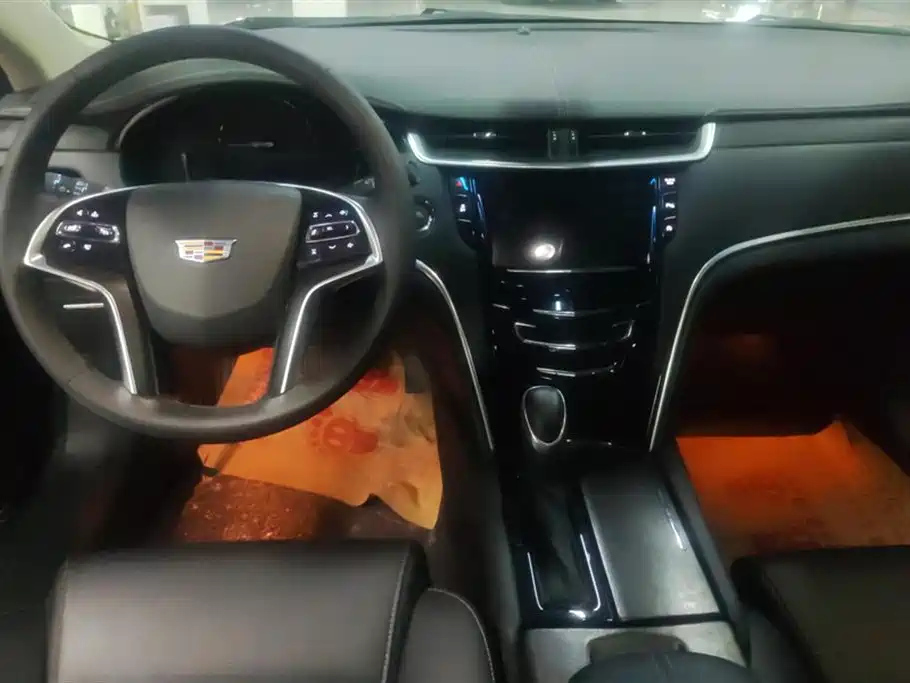 CADILLAC XTS 2018