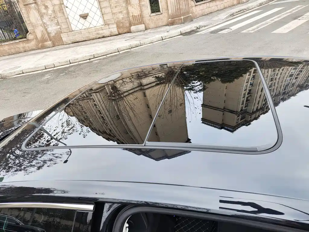 VOLKSWAGEN PASSAT 2024