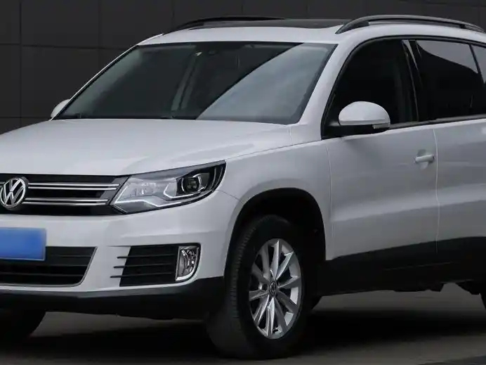 VOLKSWAGEN TIGUAN 2017