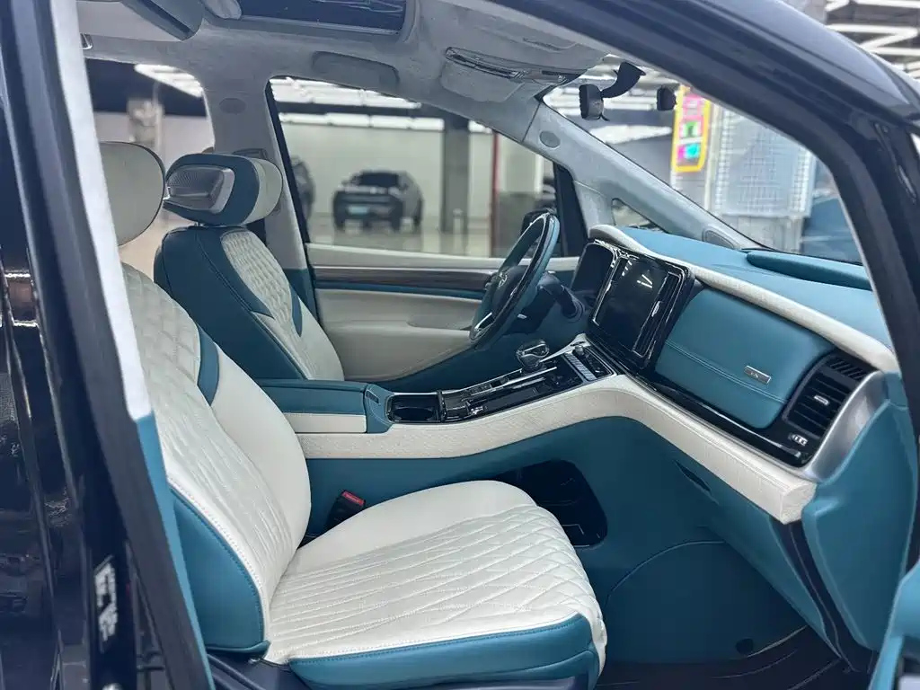 TRUMPCHI M8 2022