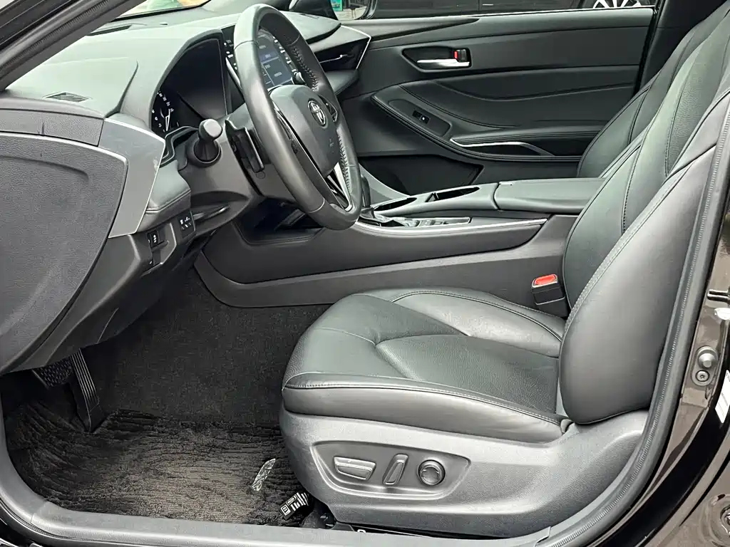TOYOTA AVALON 2021