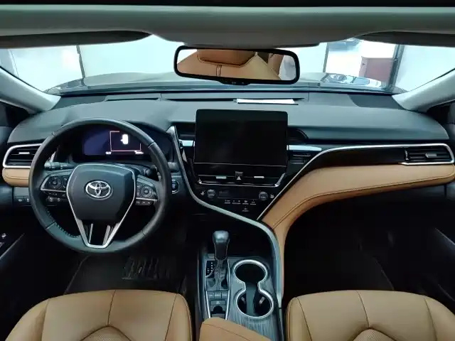 TOYOTA CAMRY 2022