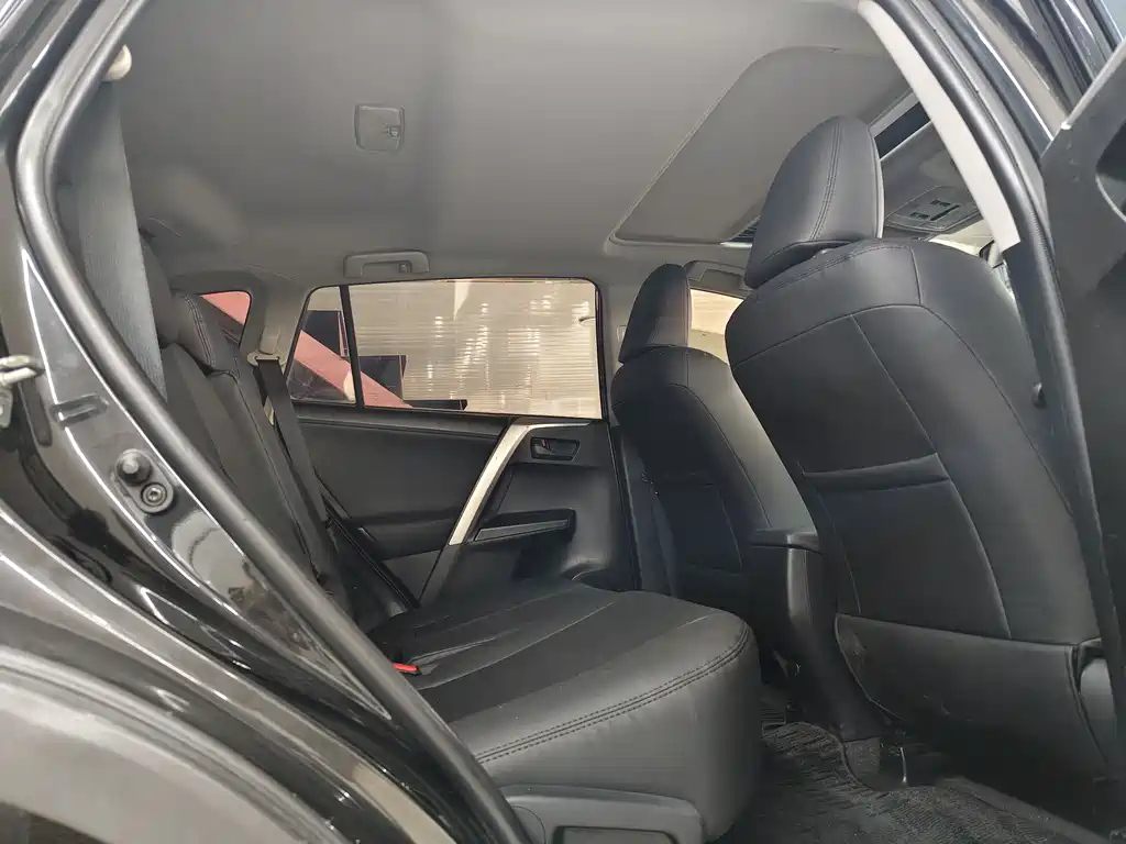 TOYOTA RAV4 RONGFANG 2018