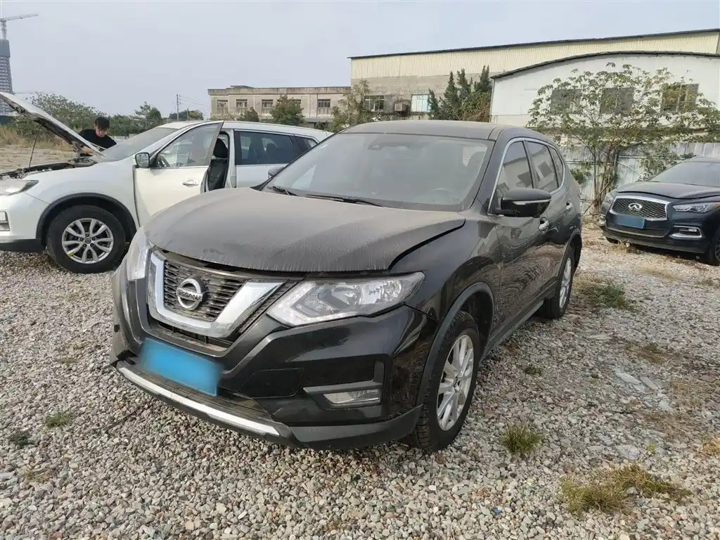 NISSAN X-TRAIL 2021
