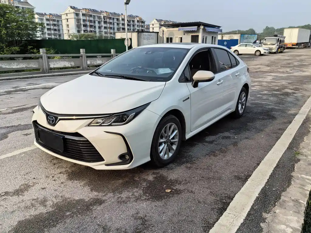 TOYOTA COROLLA 2023