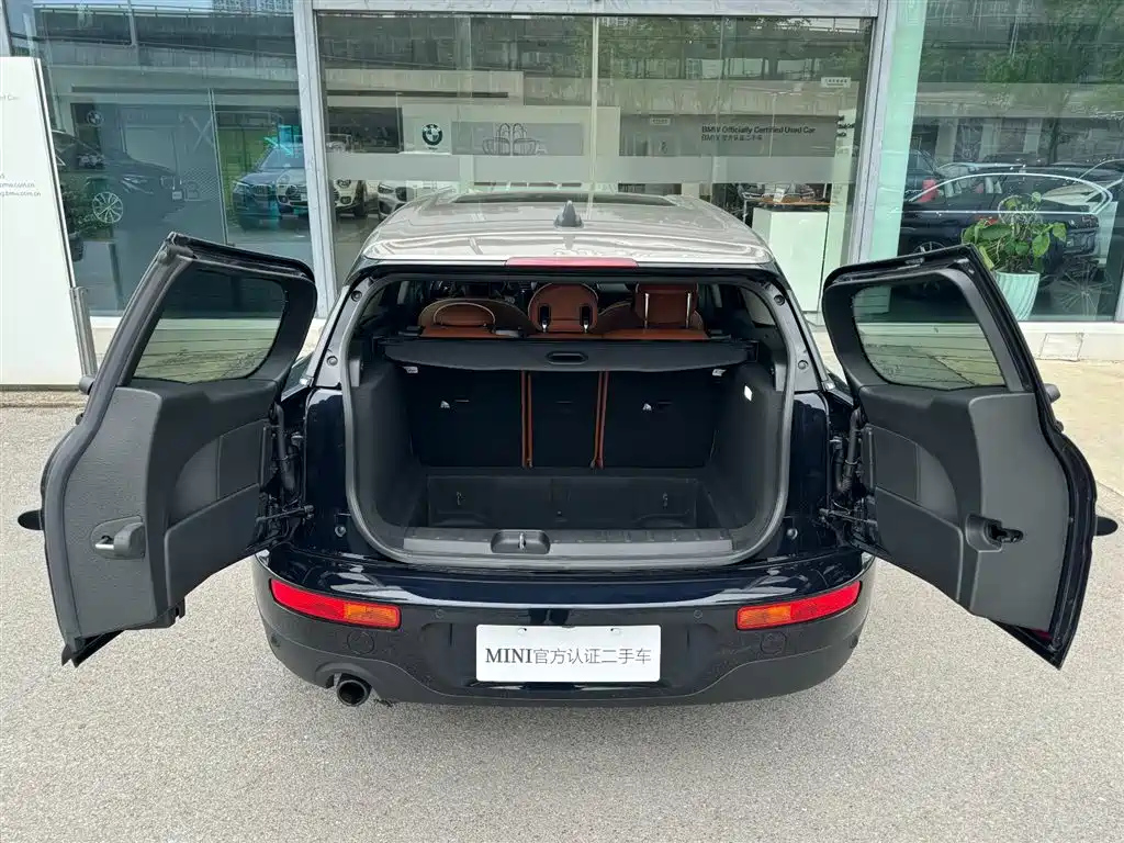 MINI CLUBMAN 2022