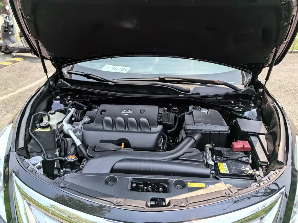 NISSAN TEANA 2014