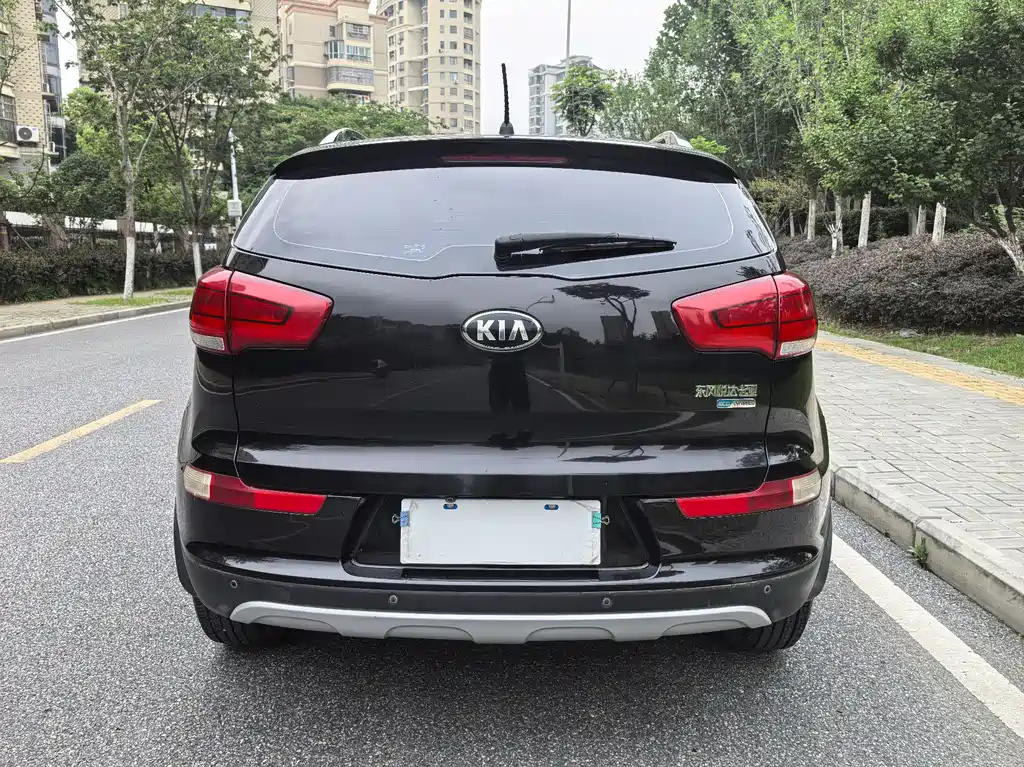 KIA SPORTAGE 2015