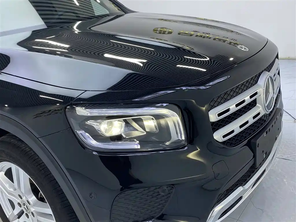 MERCEDES BENZ GLB 2022