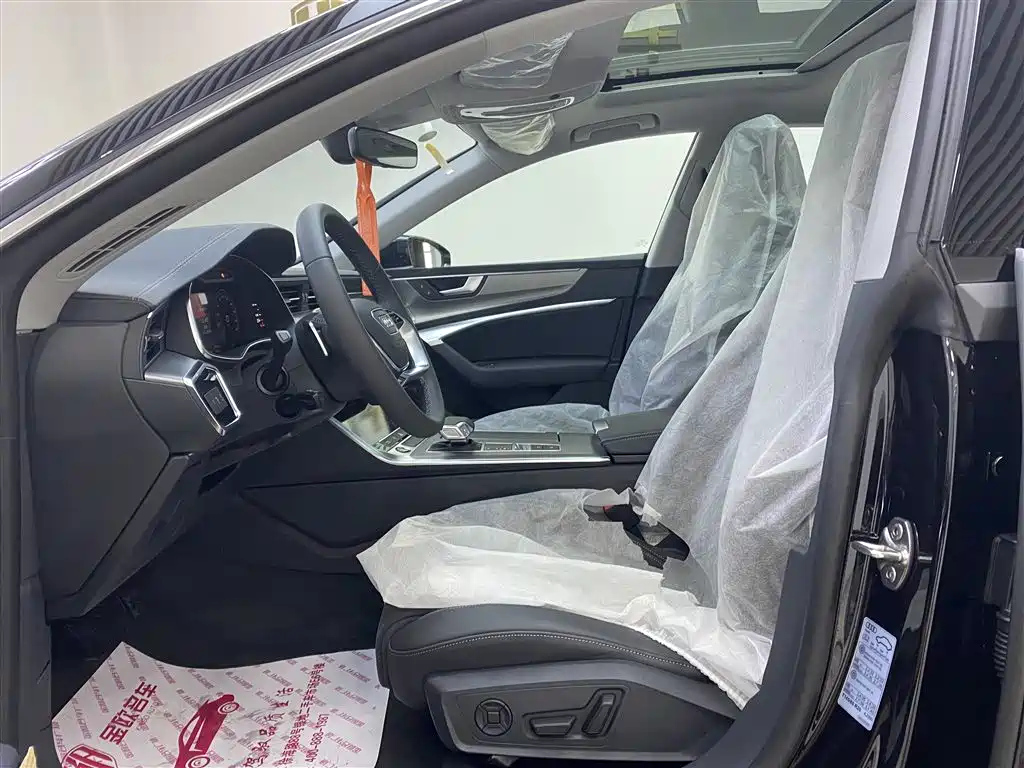 AUDI A7L 2024