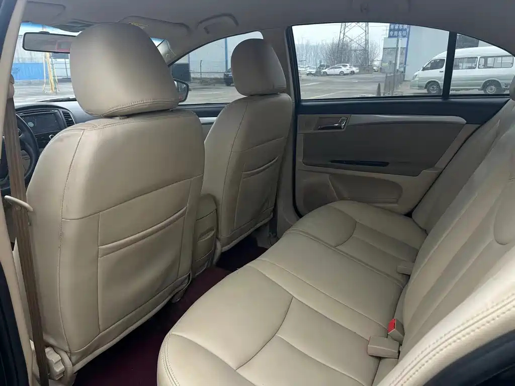 ROEWE 350 2014