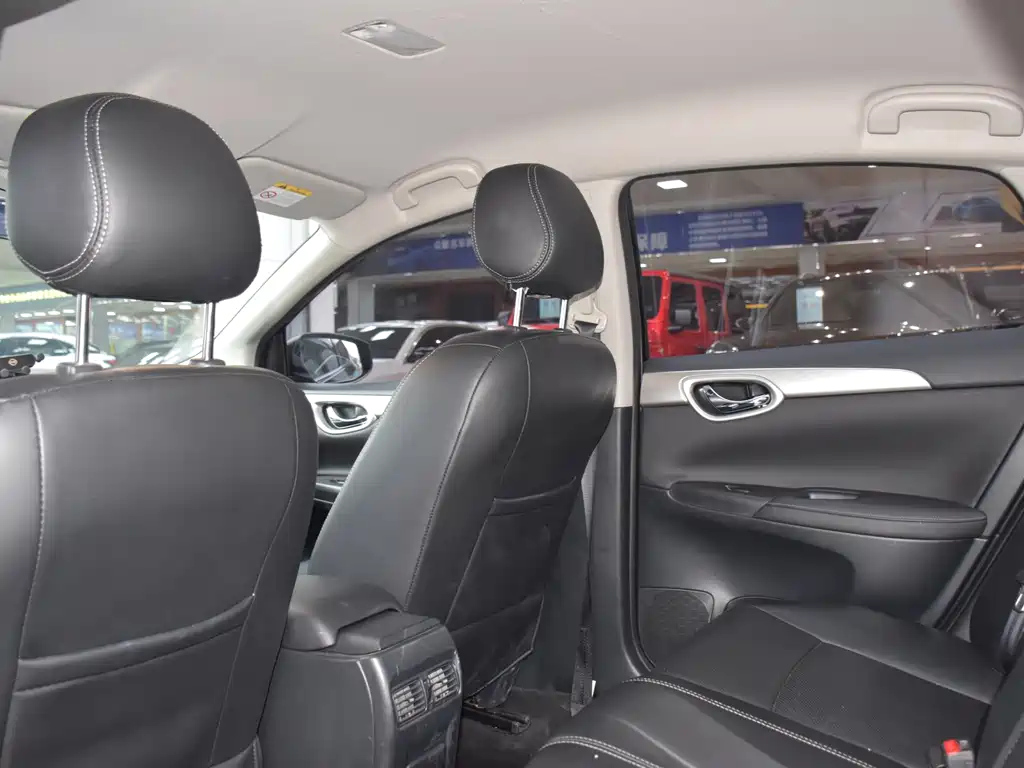 NISSAN SYLPHY 2022