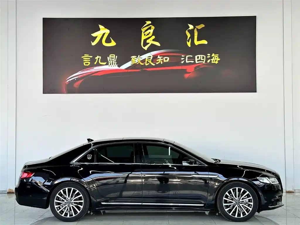 LINCOLN CONTINENTAL 2019