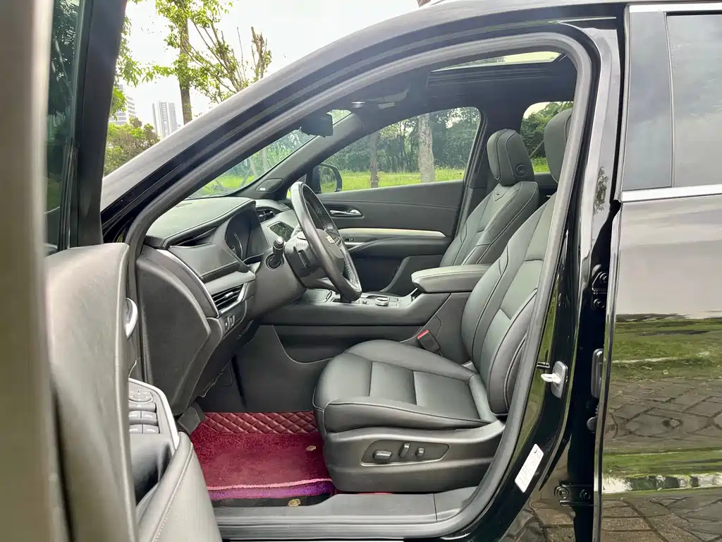 CADILLAC XT4 2020