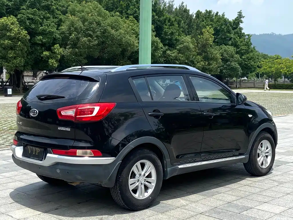 KIA SPORTAGE 2012