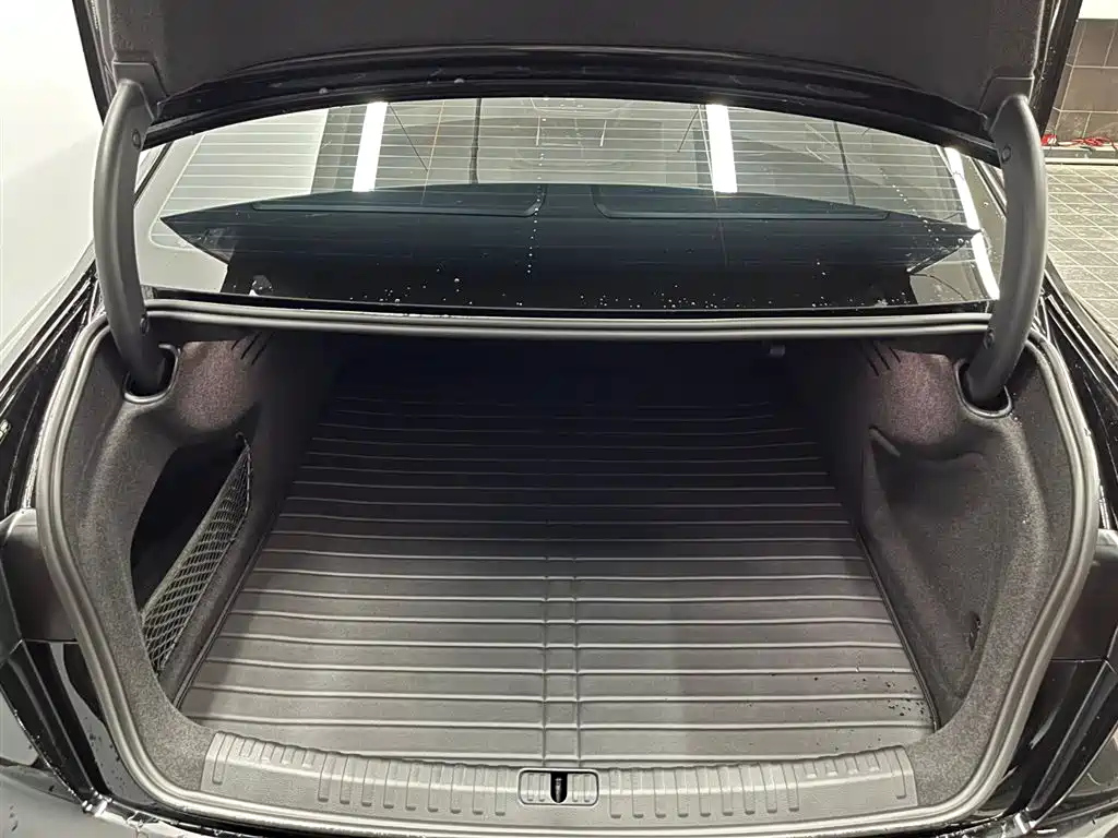 AUDI A6L 2023
