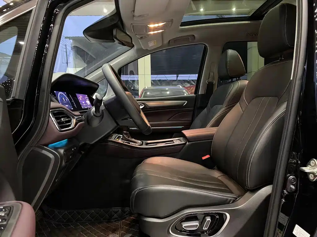 TRUMPCHI M6 2022