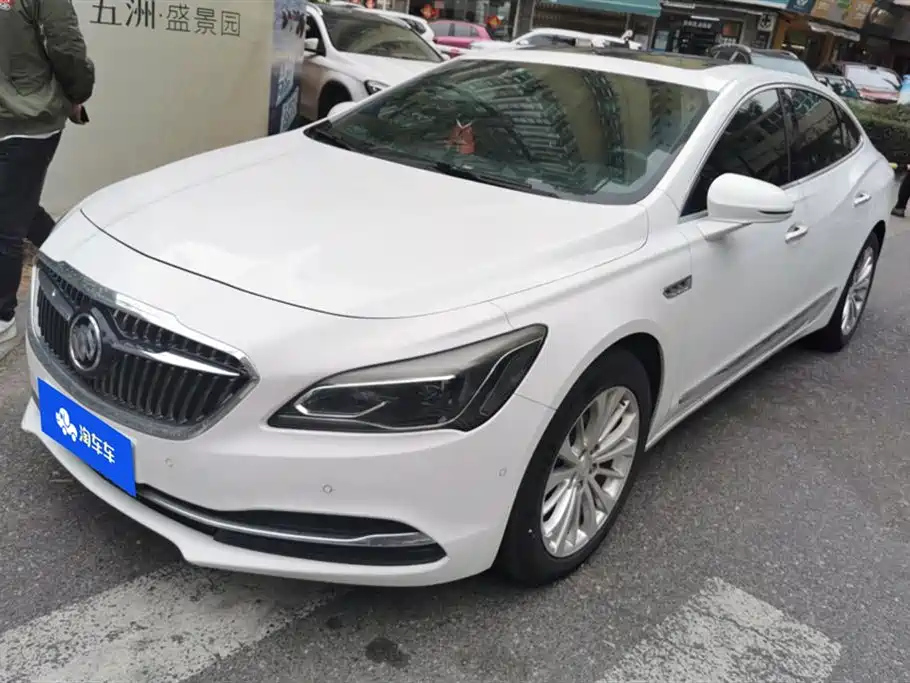 BUICK LACROSSE 2019