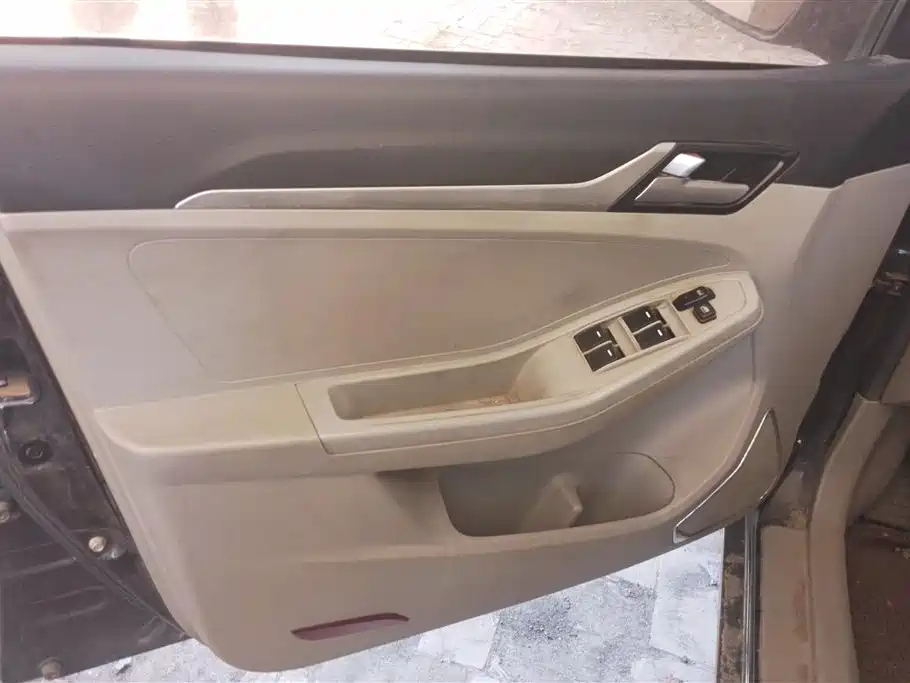 GEELY AUTO VISION 2014