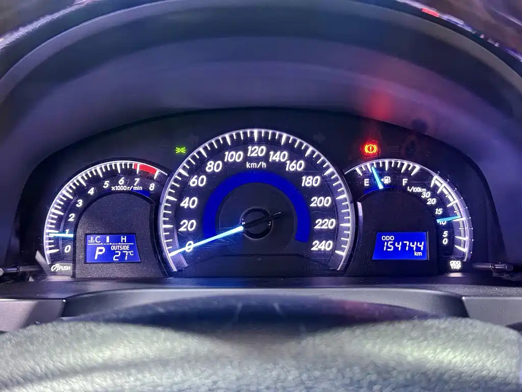 TOYOTA CAMRY 2016