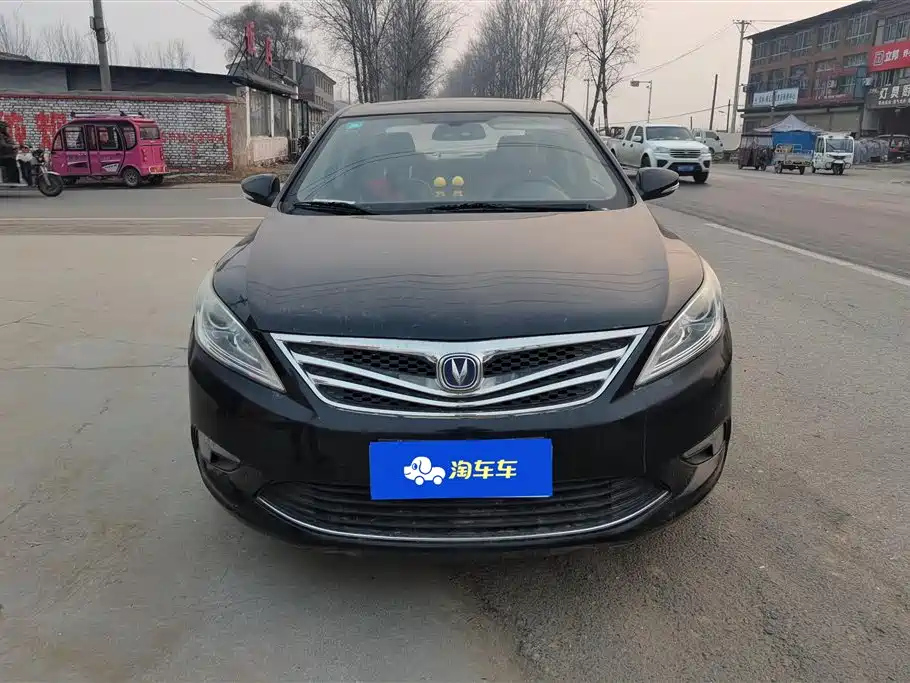 CHANGAN EADO 2014