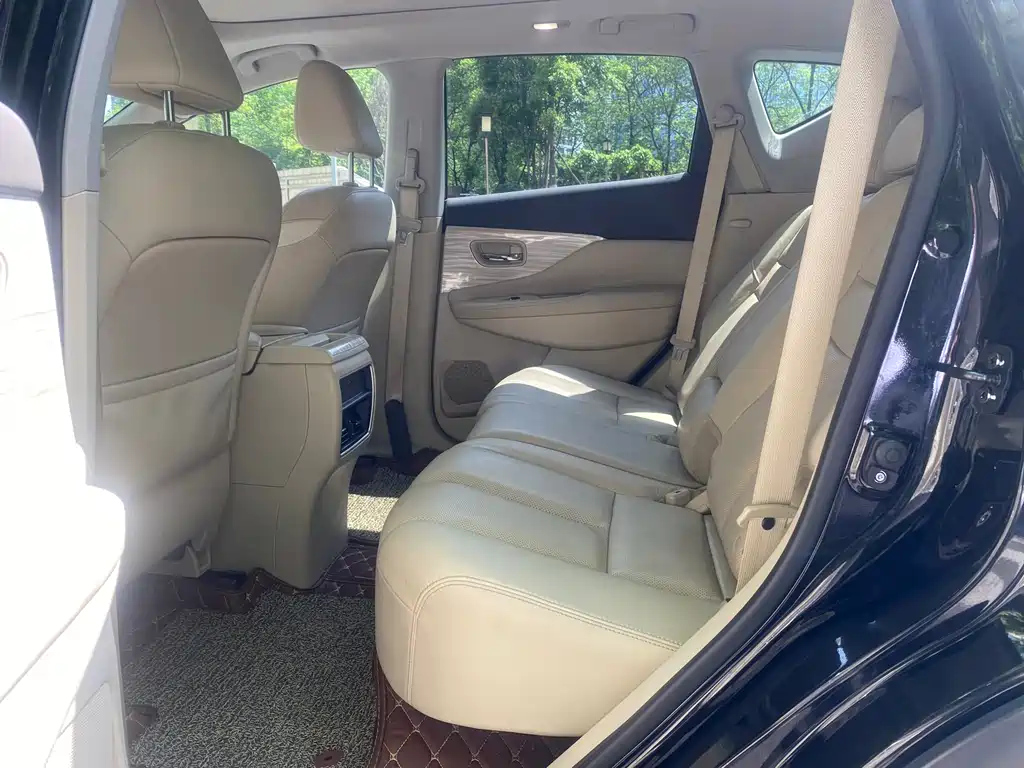 NISSAN MURANO 2018