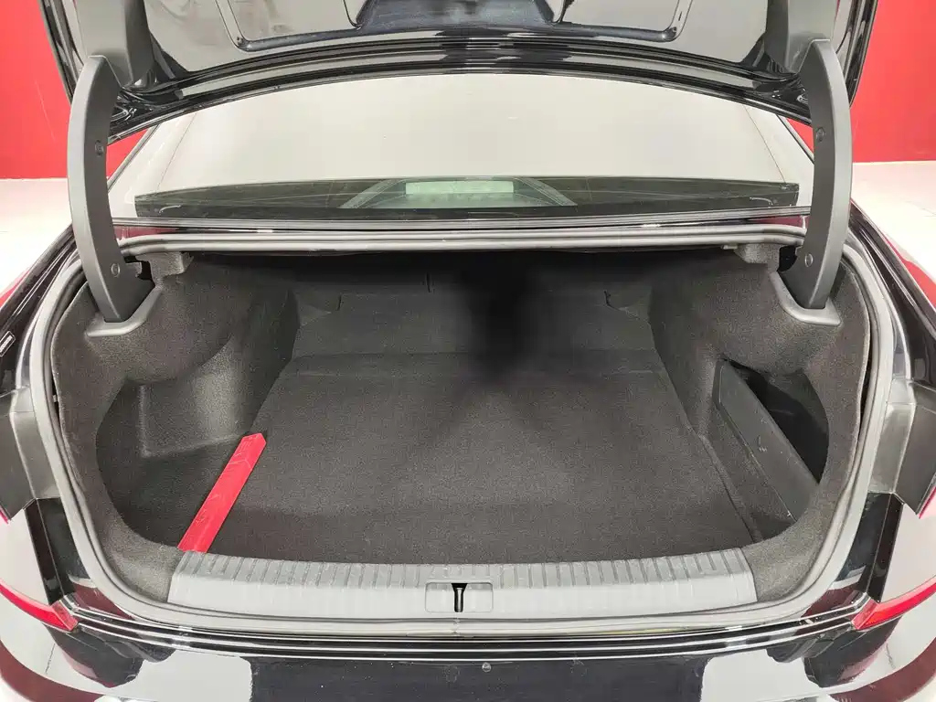 VOLKSWAGEN PASSAT 2020