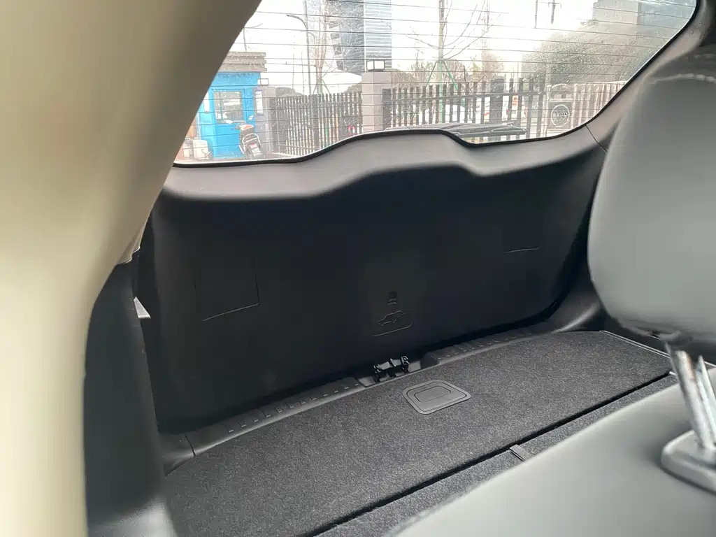 JETOUR X90 2019