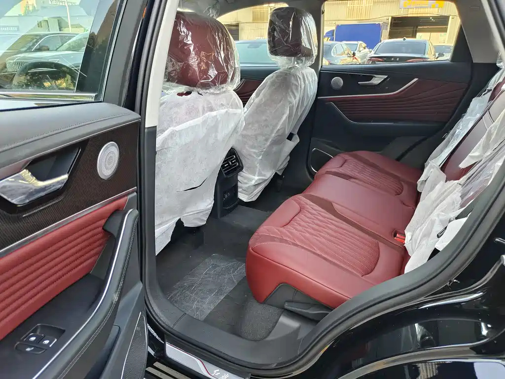 HONGQI HS5 2024
