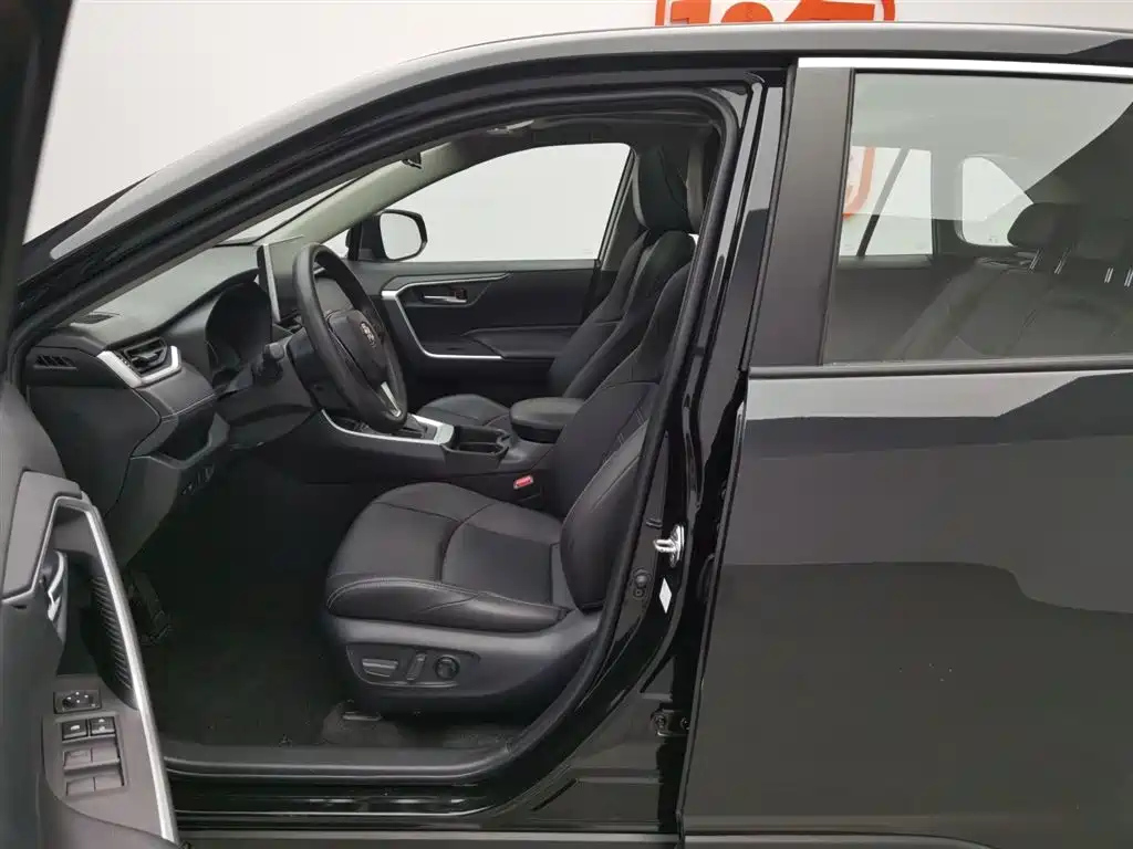 TOYOTA WILDLANDER 2021