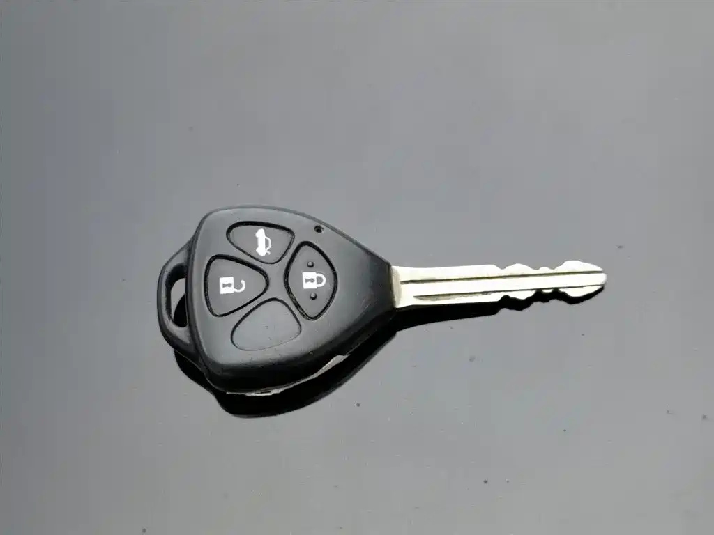 TOYOTA CAMRY 2012