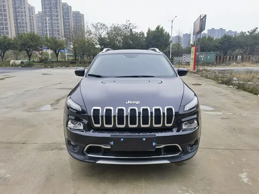 JEEP CHEROKEE 2018