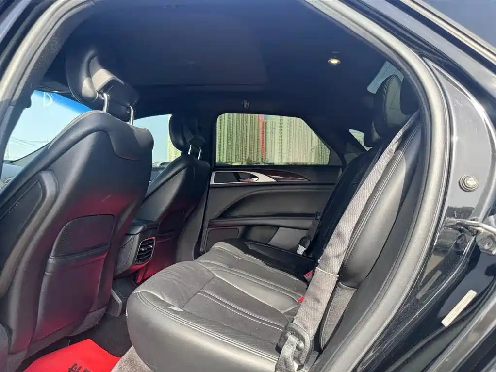 LINCOLN MKZ 2018