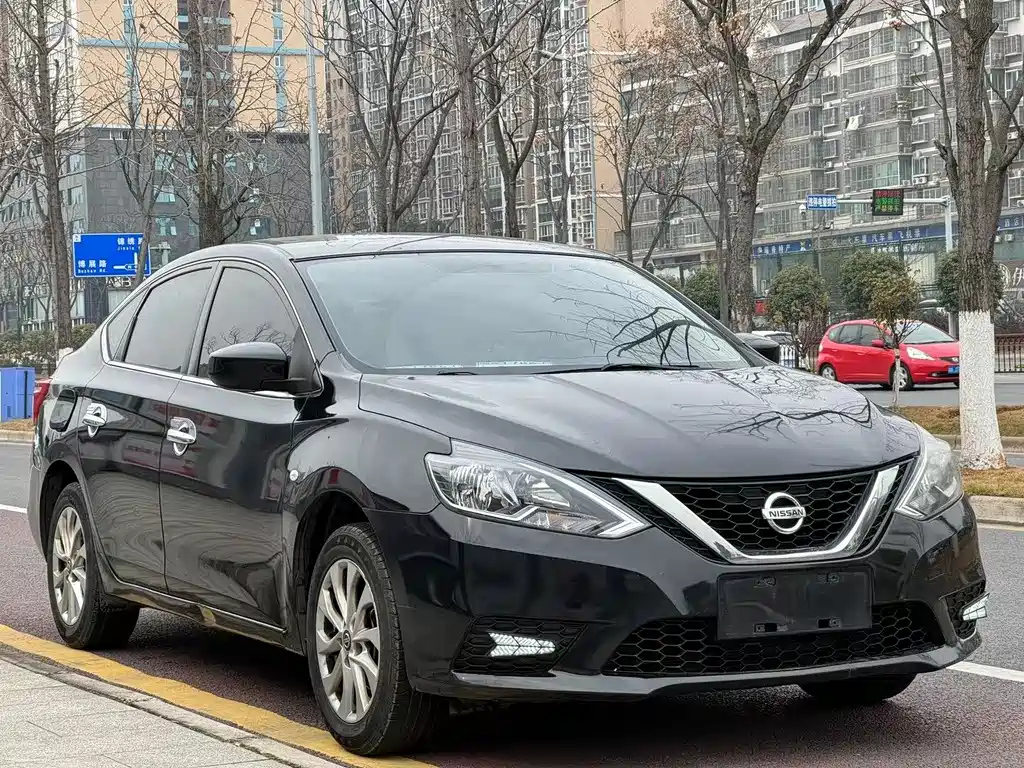 NISSAN SYLPHY 2019