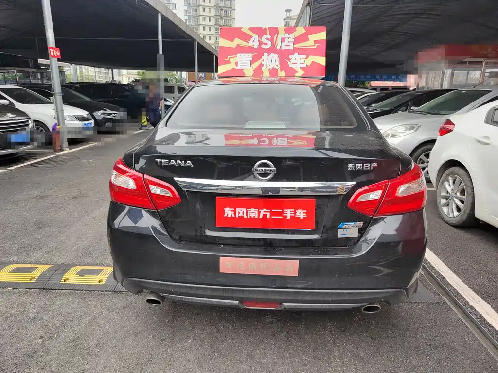NISSAN TEANA 2018